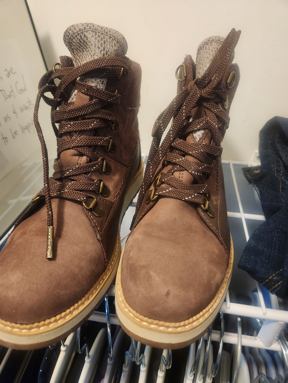 TOMS Mesa Womens Brown/Tan Ankle Boots